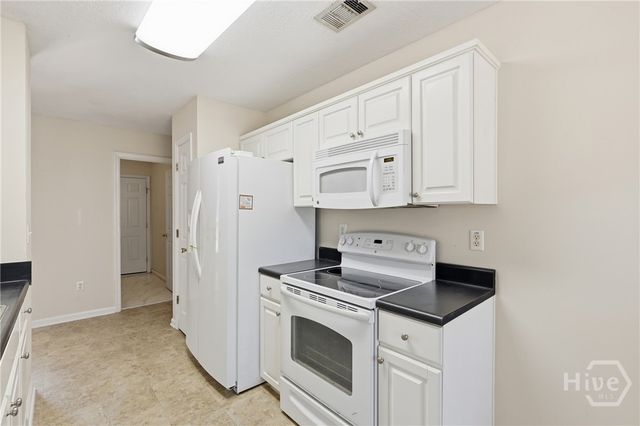 107 Egrets Way Lane, Richmond Hill, GA 31324