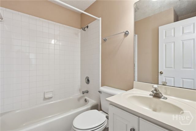 107 Egrets Way Lane, Richmond Hill, GA 31324