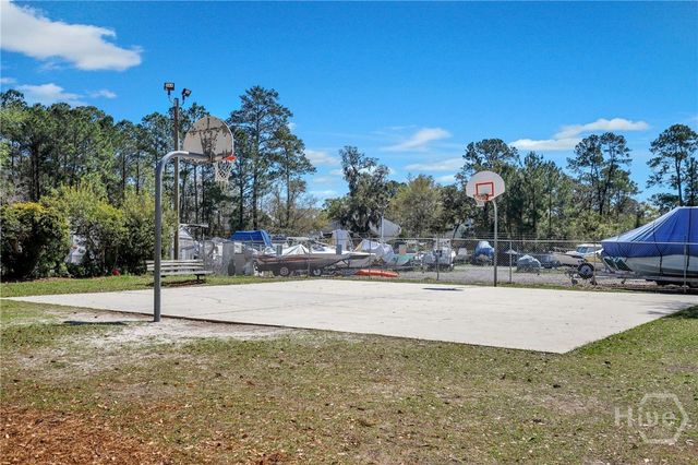 107 Egrets Way Lane, Richmond Hill, GA 31324