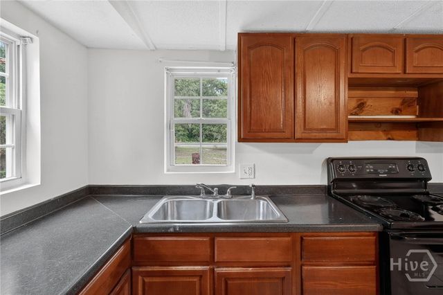 140 Bridal Way, Bloomingdale, GA 31302