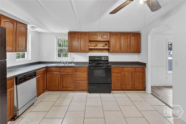 140 Bridal Way, Bloomingdale, GA 31302