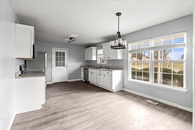 34 Boxer Lane, Rock Spring, GA 30739