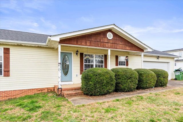 34 Boxer Lane, Rock Spring, GA 30739