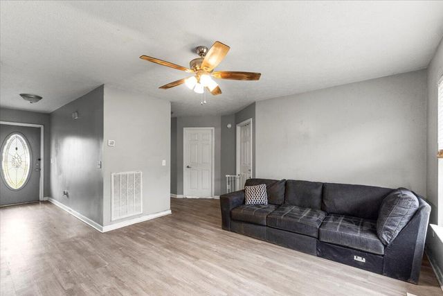 34 Boxer Lane, Rock Spring, GA 30739