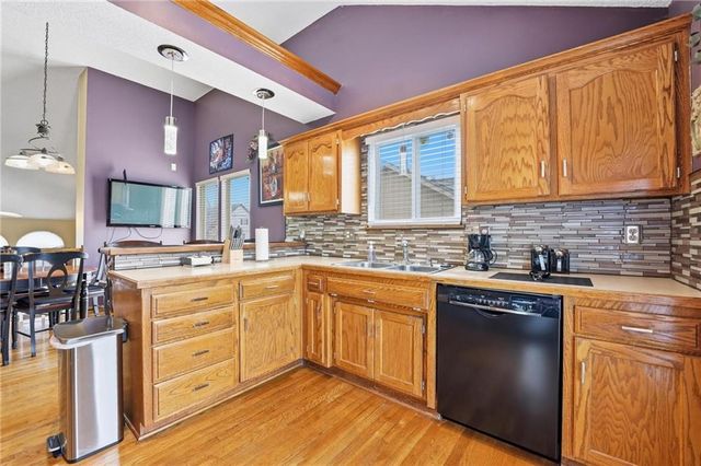 13408 Bristol Avenue, Grandview, MO 64030