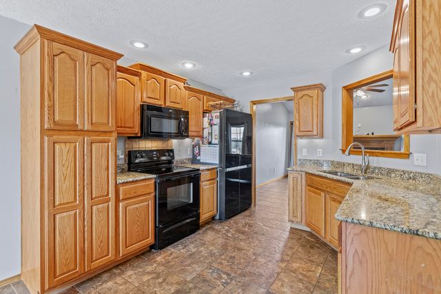 867 W Sole Drive, Nixa, MO 65714