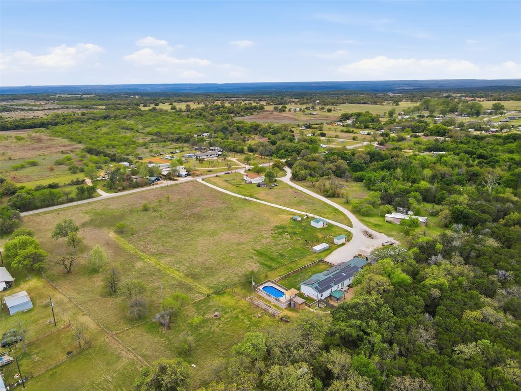 1461 CR 320, Glen Rose, TX 76043