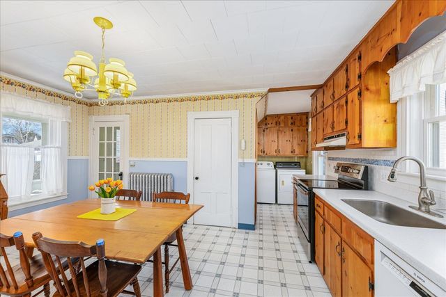 22 Gilsum Street, Keene, NH 03431