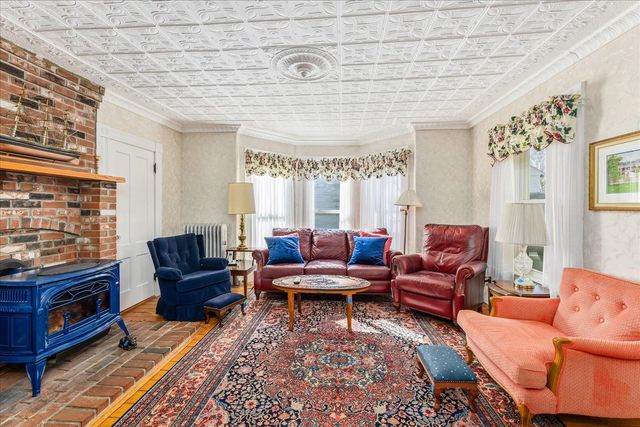 22 Gilsum Street, Keene, NH 03431