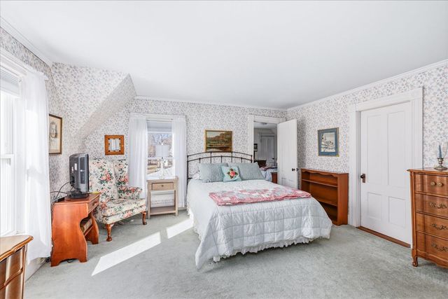 22 Gilsum Street, Keene, NH 03431