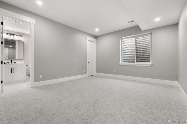 6776 S Flanders Court, Centennial, CO 80016