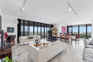2 Grove Isle Dr BPH10, Miami, FL 33133