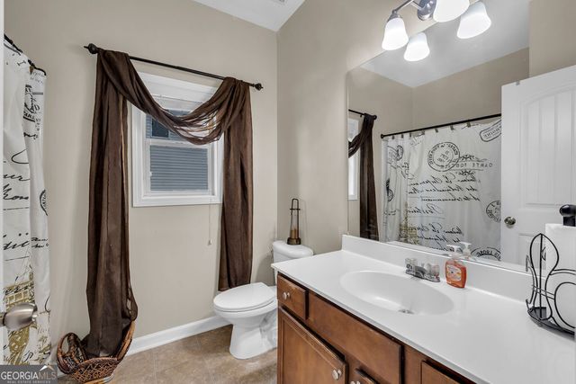 126 Meadows Walk Drive, Byron, GA 31008