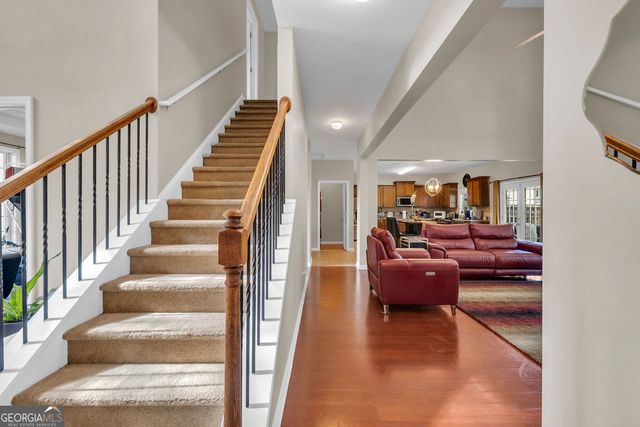 126 Meadows Walk Drive, Byron, GA 31008
