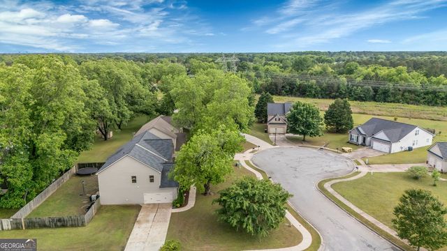 126 Meadows Walk Drive, Byron, GA 31008
