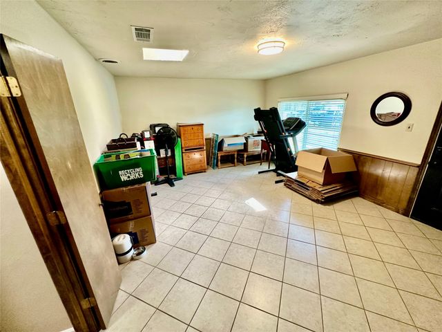 614 Darnel Drive, Mesquite, TX 75149