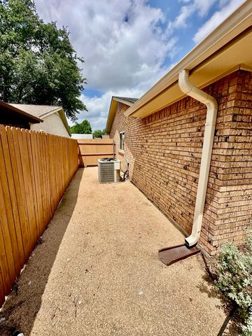 614 Darnel Drive, Mesquite, TX 75149
