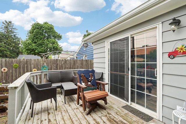 1104 Lathrop AVENUE, Racine, WI 53405