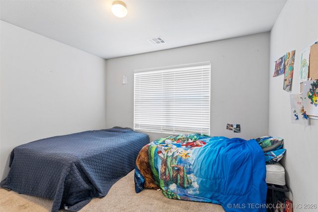 10014 E 110th Place North, Owasso, OK 74055