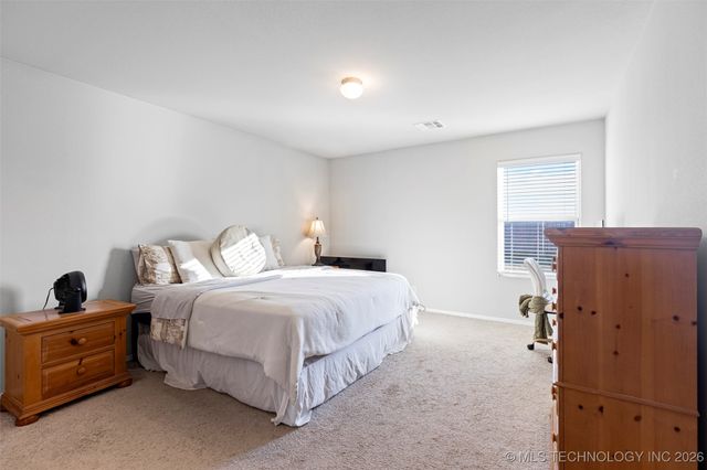 10014 E 110th Place North, Owasso, OK 74055