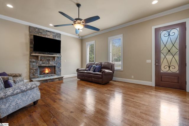 8 Arezzo Drive, Greenville, SC 29609