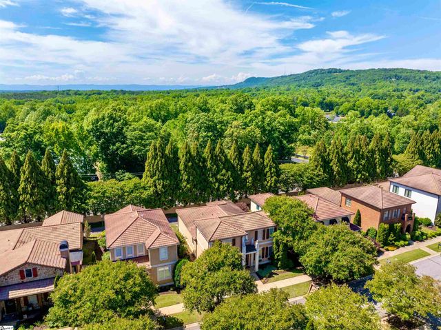 8 Arezzo Drive, Greenville, SC 29609