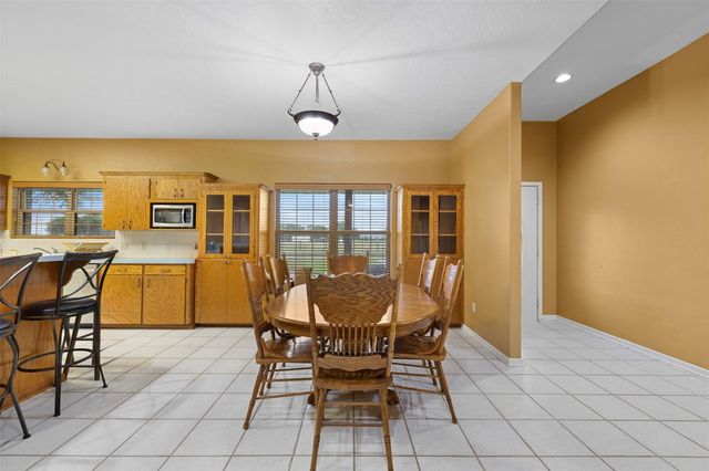 1140 Private Road 8022, Lincoln, TX 78948