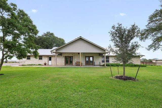 1140 Private Road 8022, Lincoln, TX 78948