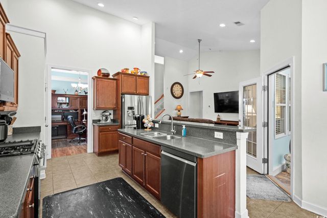 124 Ocean Sands Ct., Myrtle Beach, SC 29579