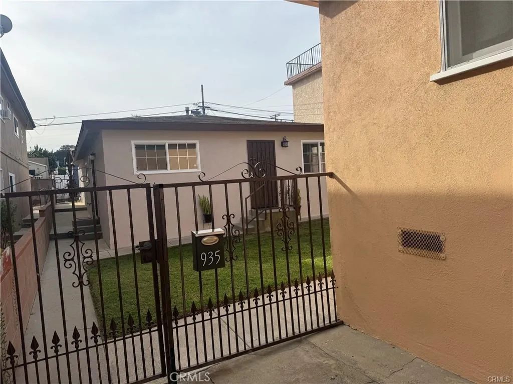 935 W 17th, San Pedro, CA 90731