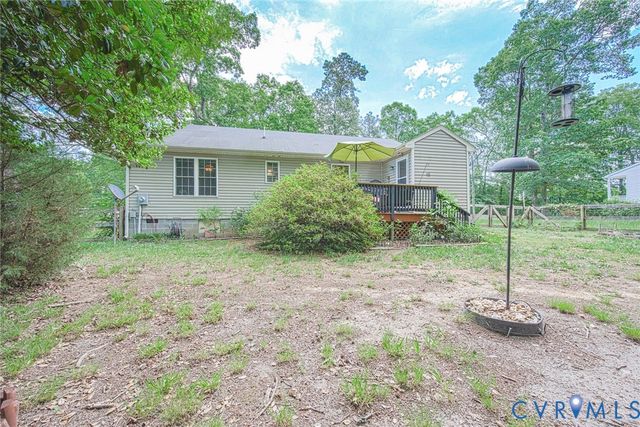 424 N James St, Ashland, VA 23005
