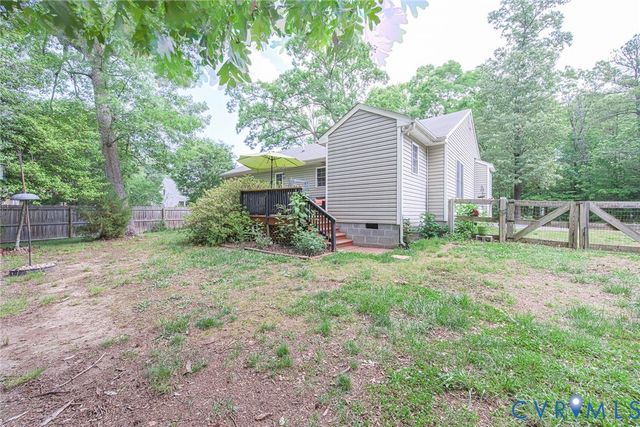 424 N James St, Ashland, VA 23005