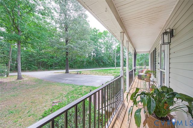424 N James St, Ashland, VA 23005