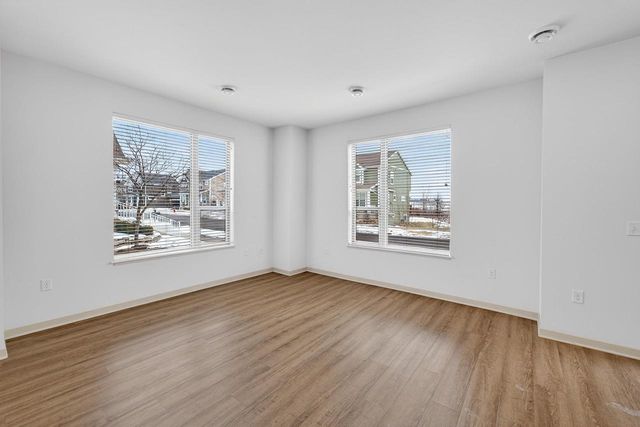 2817 No Oaks Ridge, Fitchburg, WI 53711