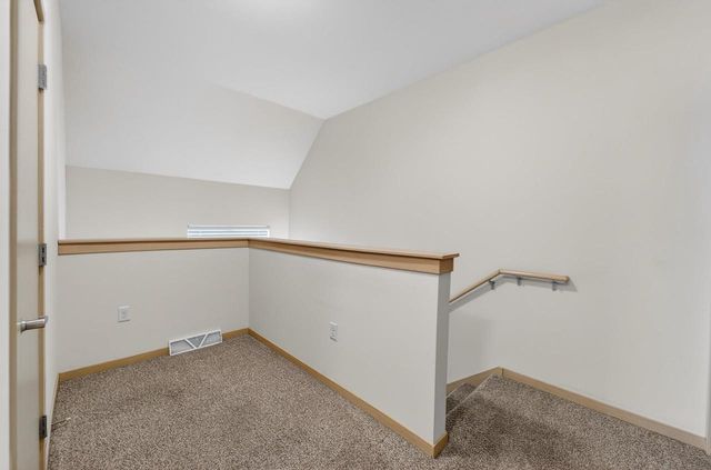 2817 No Oaks Ridge, Fitchburg, WI 53711