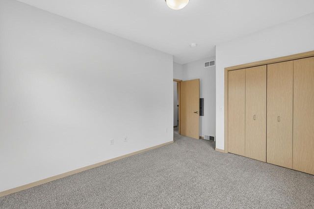 2817 No Oaks Ridge, Fitchburg, WI 53711