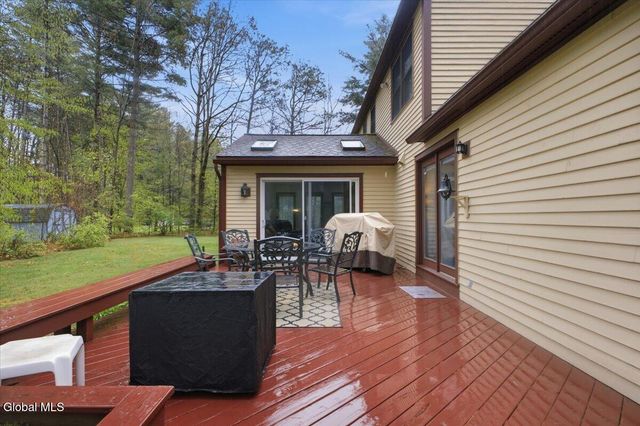 18 Revere Road, Queensbury, NY 12804