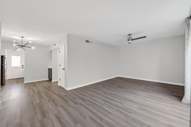 1811 Stoney Brook Drive 91, Houston, TX 77063