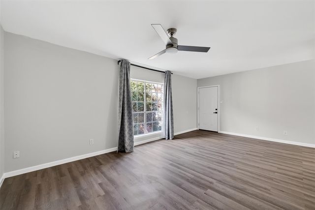 1811 Stoney Brook Drive 91, Houston, TX 77063