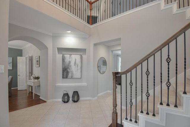 7 E Shale Creek Circle, The Woodlands, TX 77382