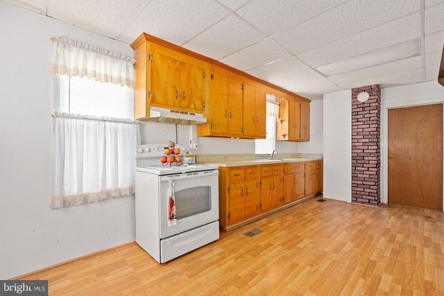 4689 FREDERICKS HALL RD, Mineral, VA 23117