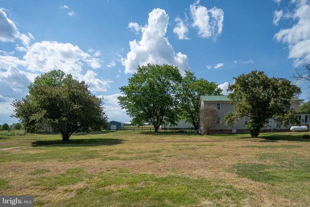 4689 FREDERICKS HALL RD, Mineral, VA 23117