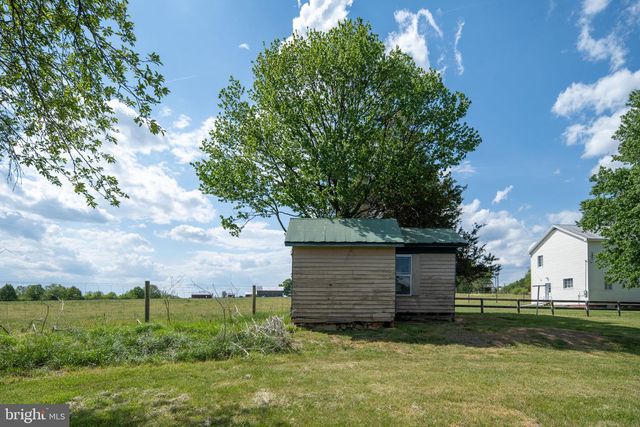4689 FREDERICKS HALL RD, Mineral, VA 23117