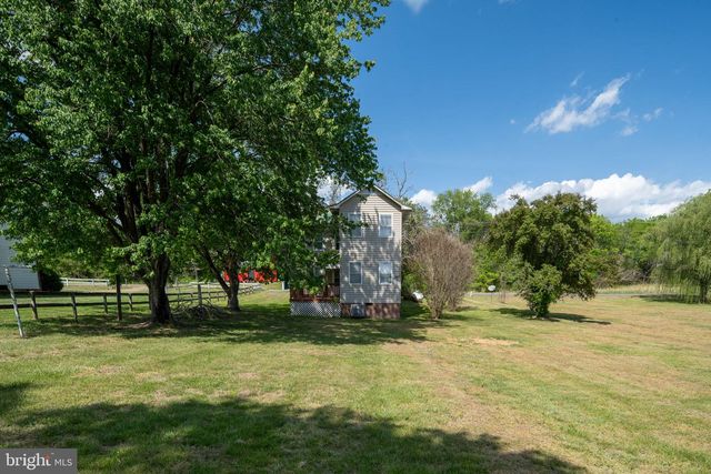 4689 FREDERICKS HALL RD, Mineral, VA 23117