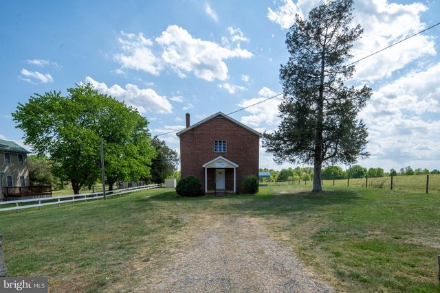 4689 FREDERICKS HALL RD, Mineral, VA 23117