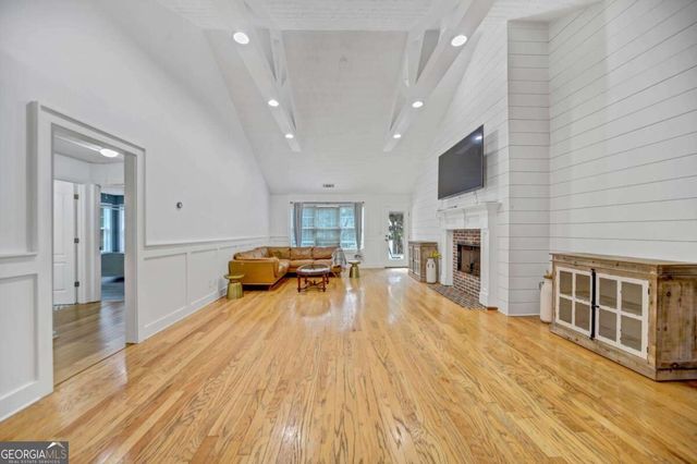 529 Morning Place Way, Suwanee, GA 30024