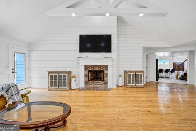 529 Morning Place Way, Suwanee, GA 30024