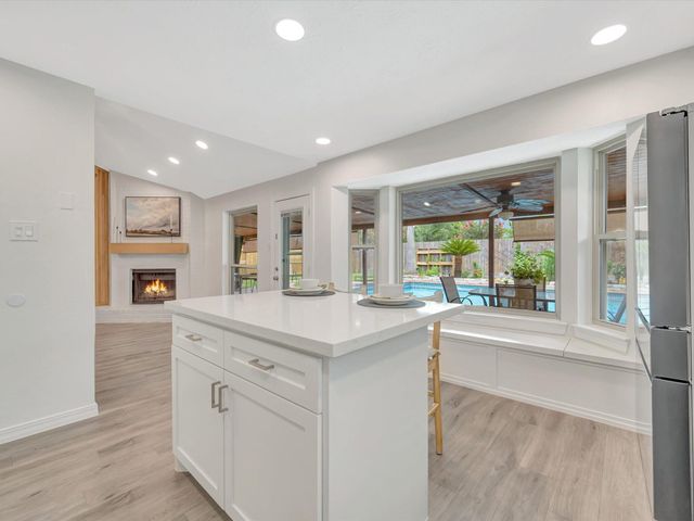 109 Country Lane, League City, TX 77573
