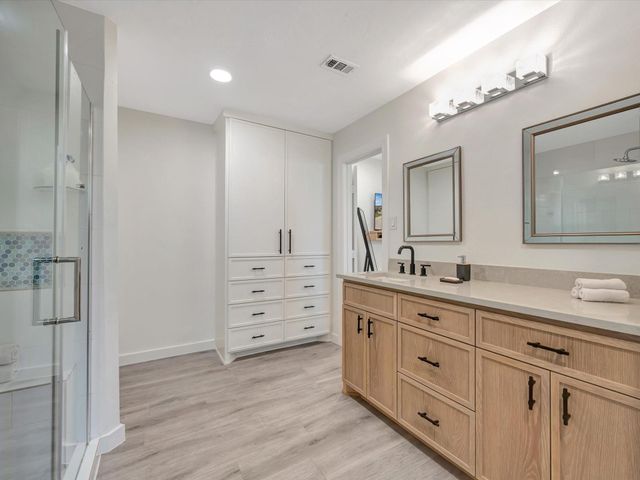 109 Country Lane, League City, TX 77573