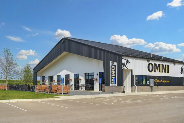 1093 Annagaire Curve, Rosemount, MN 55068